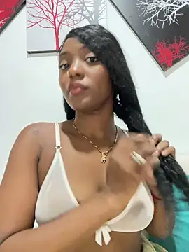 zaracollins01 online show from October 12, 2025, 3:27 am