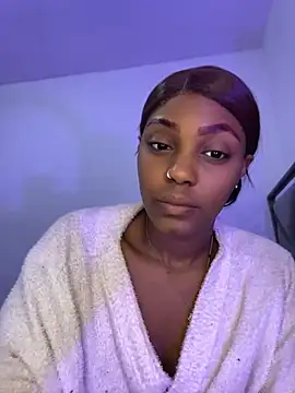 zaracollins01 online show from June 20, 2026, 6:22 pm