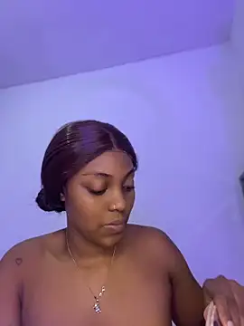 zaracollins01 online show from June 27, 2026, 3:39 pm