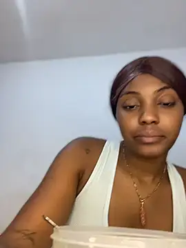 zaracollins01 online show from July 23, 2026, 8:29 pm