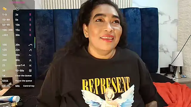 yunkeyc online show from December 5, 2025, 12:52 am