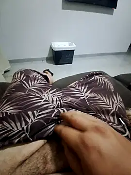 coisasdecasal2727 online show from November 2, 2025, 2:47 am