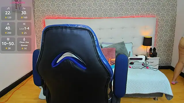 Manu silver  online show from September 24, 2025, 7:28 pm