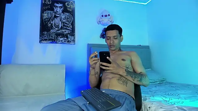 Snapshot of twinkDuohot chatting on June 20, 2026, 11:07 pm twinkDuohot online show from June 20, 2026, 11:07 pm
