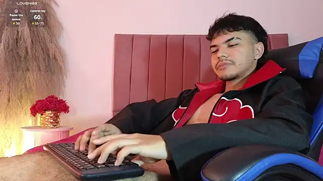 Snowlann online show from October 28, 2025, 12:30 pm