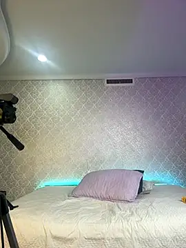 samiradoll online show from November 14, 2025, 10:40 pm