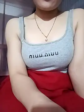 LucyyLy online show from December 19, 2025, 11:50 am