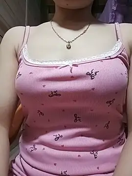Snapshot of LucyyLy chatting on July 29, 2026, 11:41 am LucyyLy online show from July 29, 2026, 11:41 am
