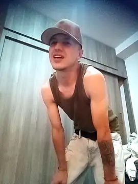 DebutingPathway online show from November 7, 2025, 5:46 pm