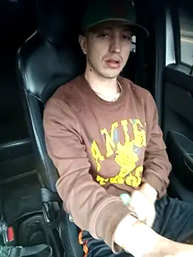 DebutingPathway online show from March 6, 2026, 1:51 pm