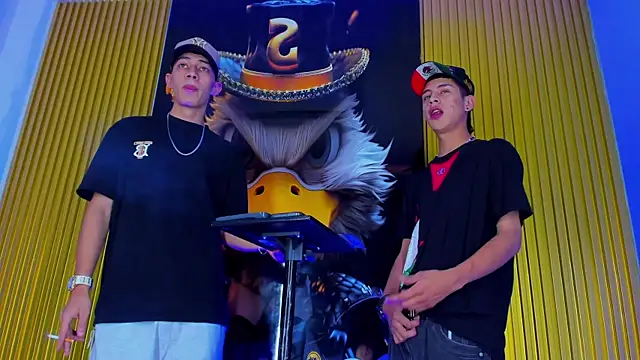 Dante Brown1  online show from November 9, 2025, 8:40 pm