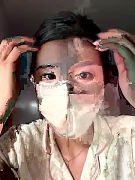 Lulu125216 online show from January 15, 2026, 4:33 pm