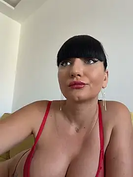 Snapshot of MysticCleo chatting on July 28, 2026, 2:13 pm MysticCleo online show from July 28, 2026, 2:13 pm