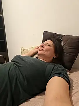 jessyca  online show from October 23, 2025, 7:12 pm