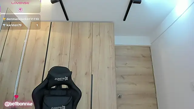 belllbonniie online show from October 10, 2025, 8:08 pm