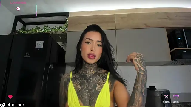 belllbonniie online show from April 24, 2026, 7:16 pm