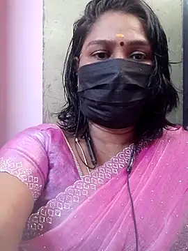 Snapshot of Tamil_Azhaghi25 chatting on June 23, 2026, 6:22 am Tamil Azhaghi25 online show from June 23, 2026, 6:22 am