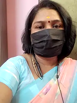 Snapshot of Tamil_Azhaghi25 chatting on June 27, 2026, 7:02 am Tamil Azhaghi25 online show from June 27, 2026, 7:02 am