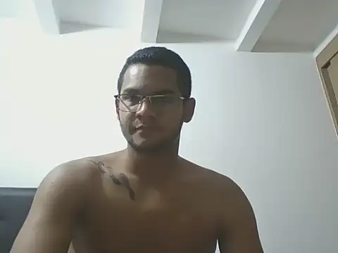 Snapshot of jayden_cooper1 chatting on July 3, 2026, 5:14 am jayden cooper1 online show from July 3, 2026, 5:14 am