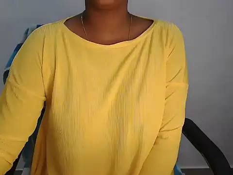 Hott Noor online show from November 3, 2025, 11:55 am