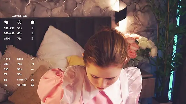 LynHillaire online show from April 21, 2026, 12:44 pm