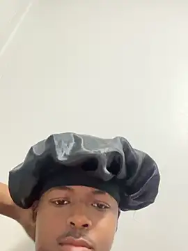DaddyMyles online show from September 28, 2025, 8:36 pm
