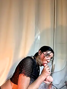 kaylii purple online show from September 11, 2025, 5:18 am