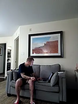 WWGD69 online show from October 14, 2025, 2:34 am