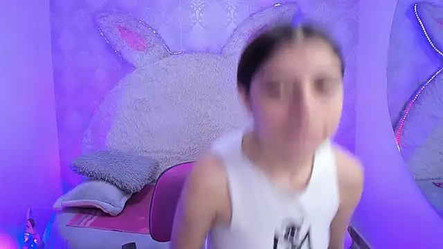 Gaby louse online show from April 15, 2026, 7:58 pm