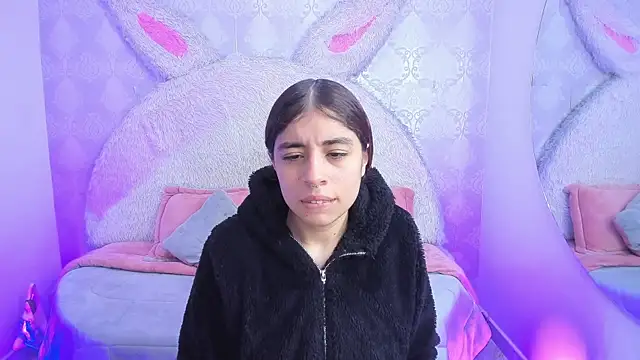 Gaby louse online show from April 20, 2026, 7:37 pm