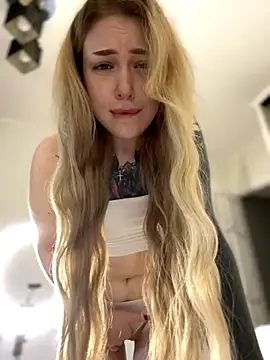 elliss  online show from September 11, 2025, 7:30 am