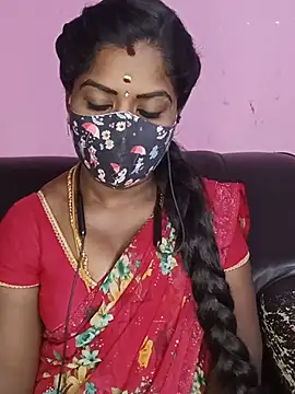 Snapshot of tamilammukuttyy chatting on May 29, 2026, 12:36 pm tamilammukuttyy online show from May 29, 2026, 12:36 pm