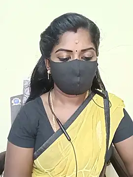 Snapshot of tamilammukuttyy chatting on June 17, 2026, 10:39 am tamilammukuttyy online show from June 17, 2026, 10:39 am