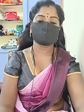 Snapshot of tamilammukuttyy chatting on June 27, 2026, 12:33 pm tamilammukuttyy online show from June 27, 2026, 12:33 pm