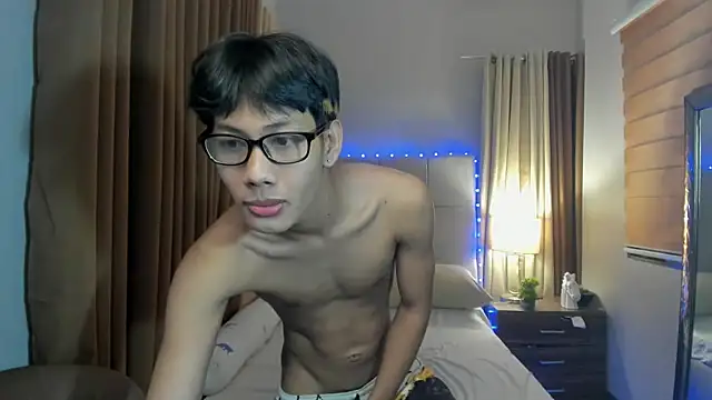 Snapshot of fucking_hot2 chatting on September 18, 2025, 6:04 am fucking hot2 online show from September 18, 2025, 6:04 am