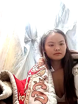 xinhxinhcute online show from October 9, 2025, 10:19 pm