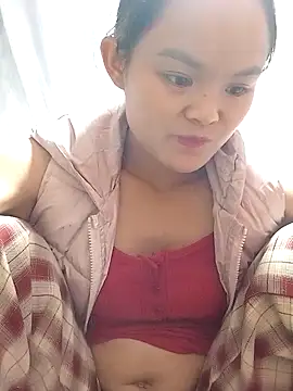 xinhxinhcute online show from October 29, 2025, 11:56 am