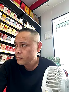 dajiba4718 online show from October 29, 2025, 5:20 am