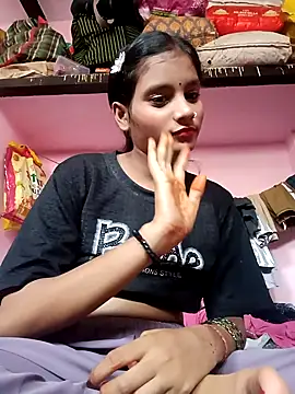 Hot Mayra  online show from September 17, 2025, 5:20 am