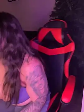 Scarlettx7 online show from December 3, 2025, 7:05 am