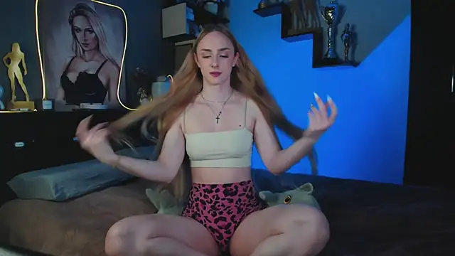 Dana  Whitttte online show from November 17, 2025, 1:28 pm