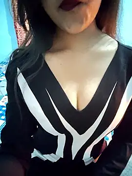 Snapshot of queen_visakha chatting on January 14, 2026, 9:15 am queen visakha online show from January 14, 2026, 9:15 am