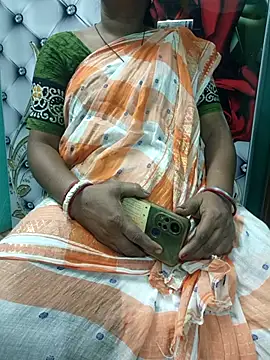 desi boudi87 online show from September 14, 2025, 12:26 pm