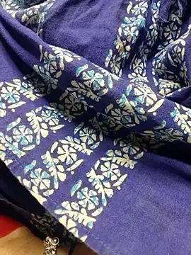 desi boudi87 online show from September 28, 2025, 10:59 pm