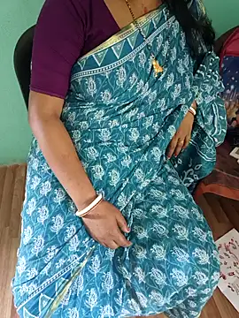 desi boudi87 online show from April 15, 2026, 4:19 am