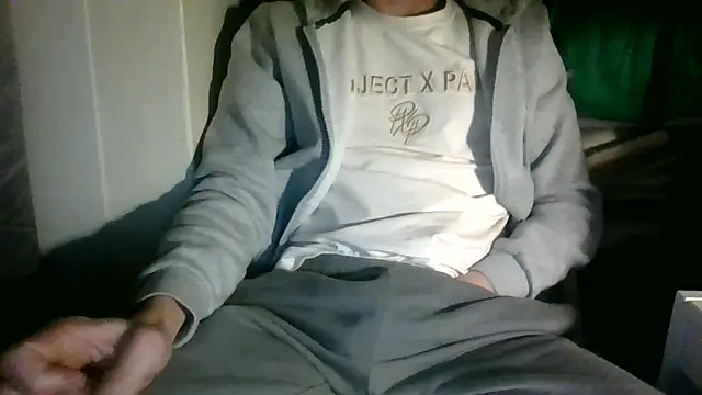 juju78jujuu online show from October 11, 2025, 7:01 pm