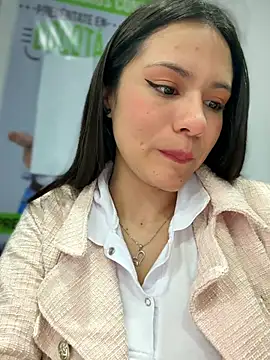 CHARLOTTE  05 online show from January 13, 2026, 12:10 pm