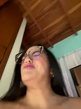 Snapshot of alilith chatting on October 15, 2025, 7:14 pm alilith online show from October 15, 2025, 7:14 pm