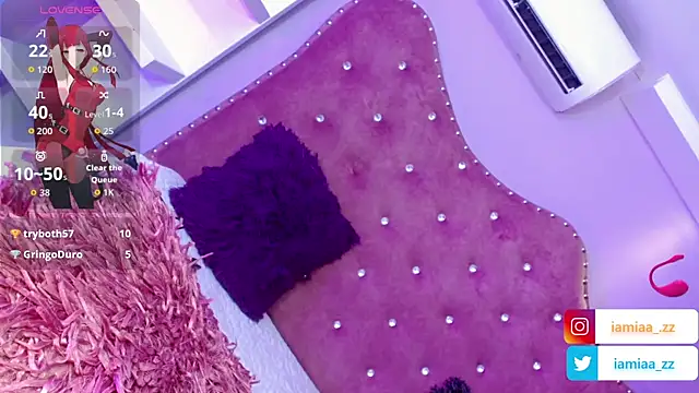 MariahMendezz online show from November 20, 2025, 7:35 pm