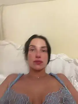 Remirosee online show from February 8, 2026, 7:39 pm